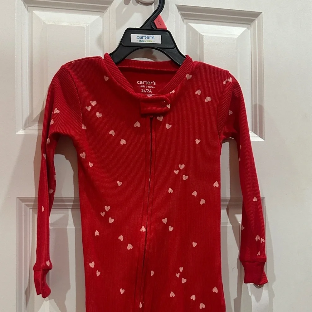 NEW Carter's Red Heart Patterned Footie size 2T
